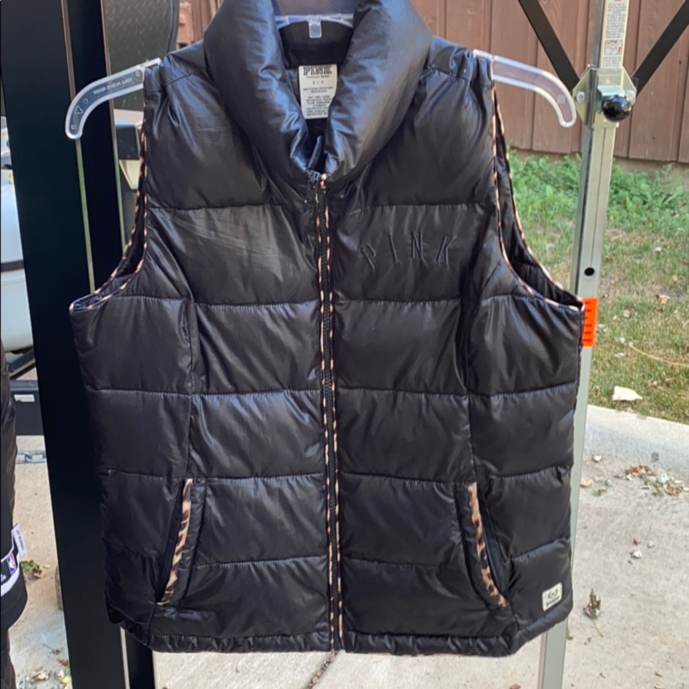 PINK puff vest!